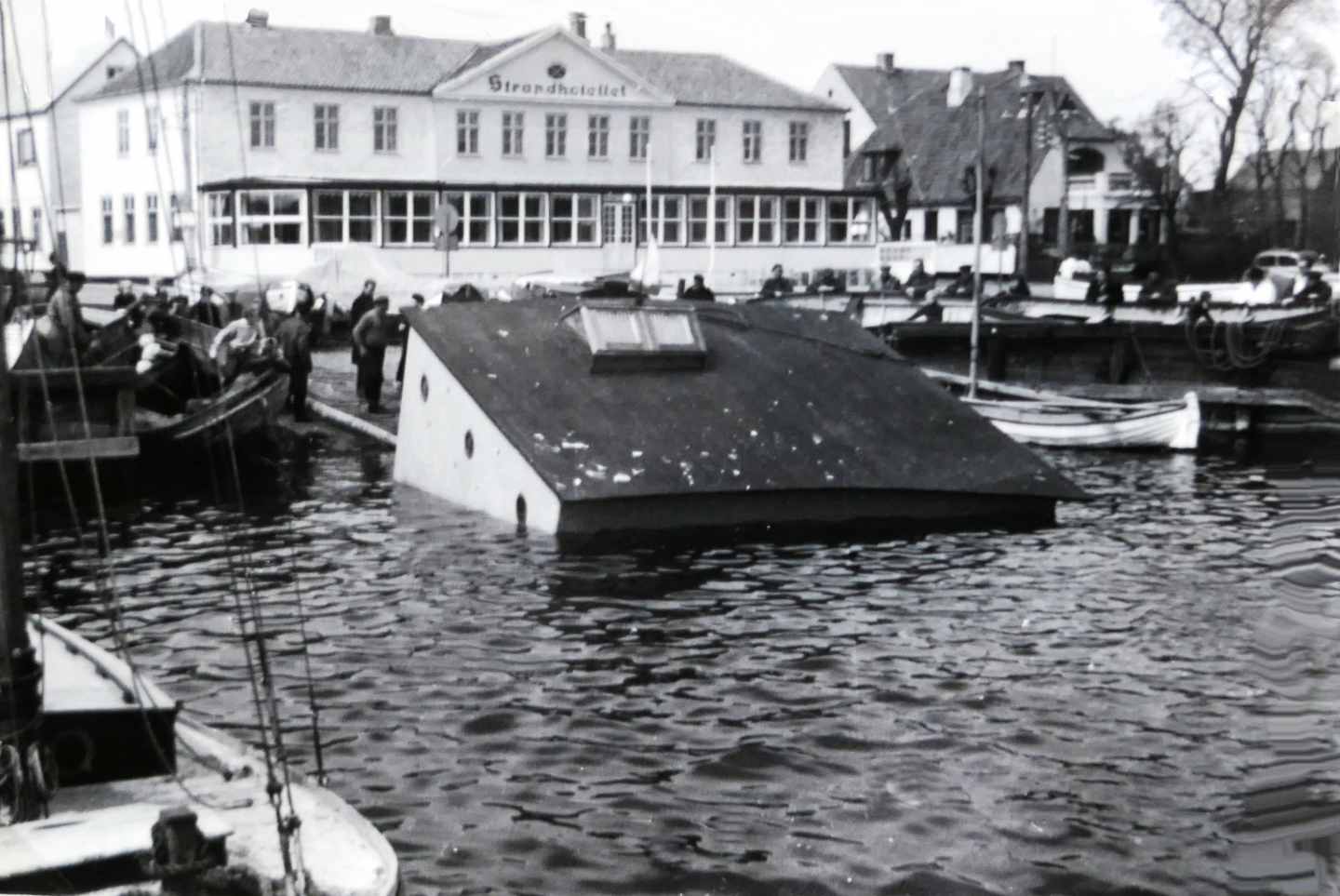 Dines Bogø - 